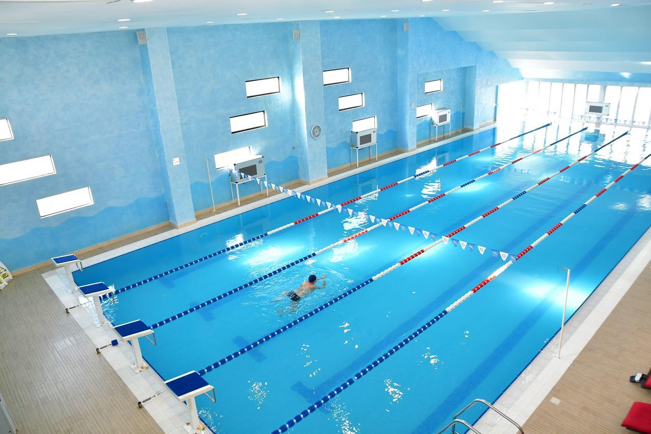 Pik Elegance Hotell Ploieşti Exteriör bild